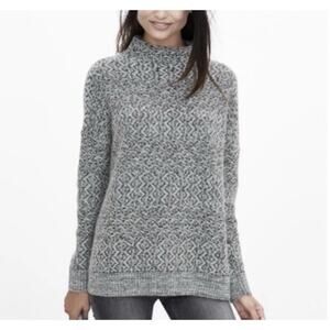 Banana Republic Heritage Collection Sweater Size M Black White Wool Angora Knit